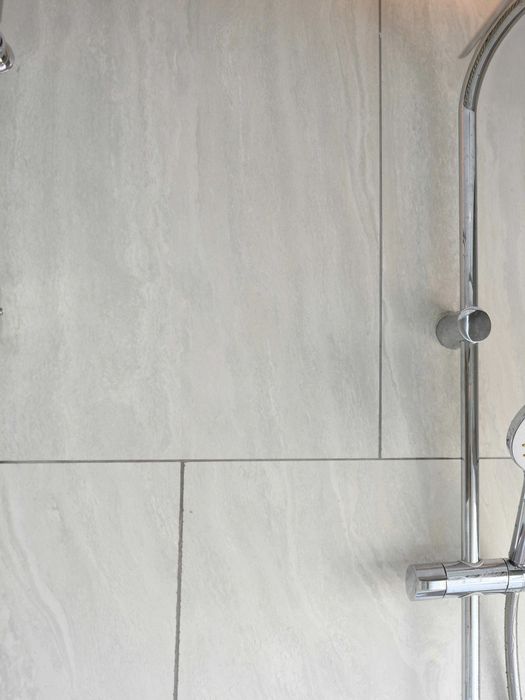 Meseriaş Zugrav, Faianţar, Gresie, Rigips. Tapet lavabil, Parchet