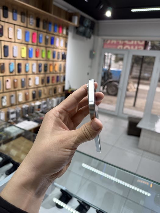 iPhone 15 pro naqd yoki nasiya