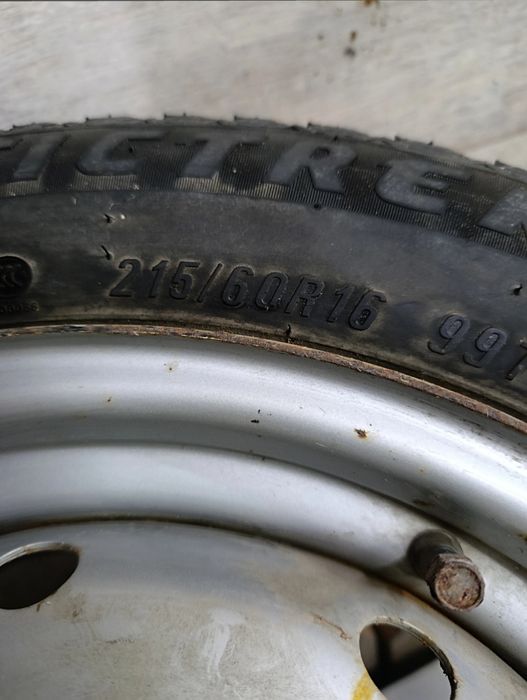 Продам колесо R16