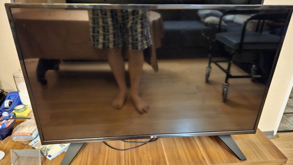 Телевизор LG 32"Led HD TV