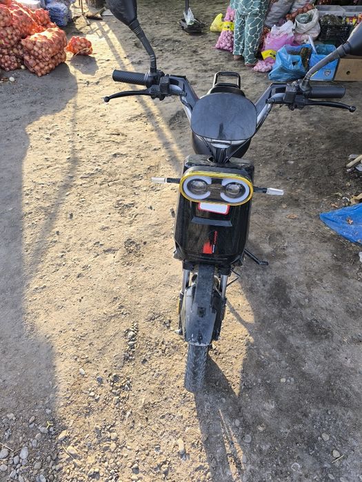 Elektron skutr holati yaxshi