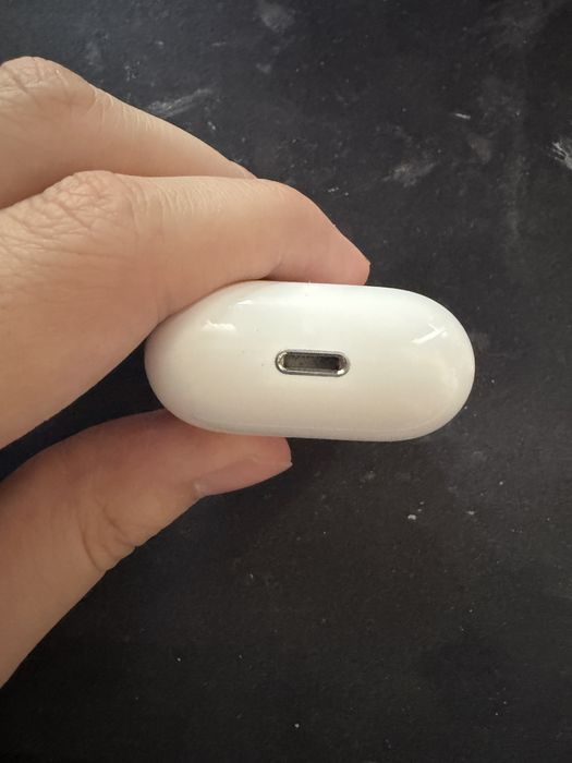 Кейс от AirPods 1-поколения