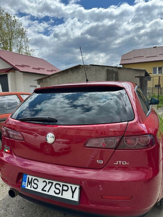 Vând Alfa Romeo  TDI