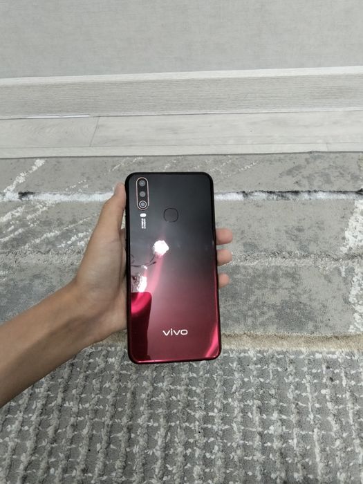 Продам телефон VIVO