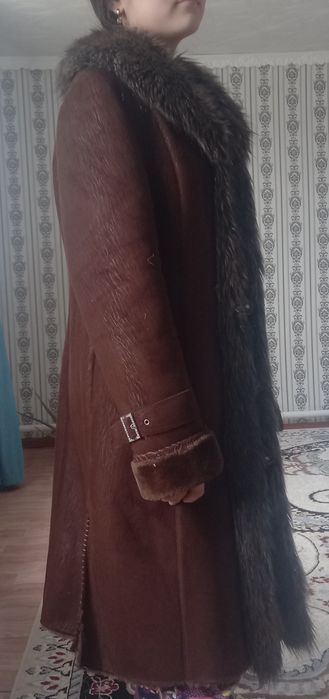Продам  дублёнку  женский коричневый
