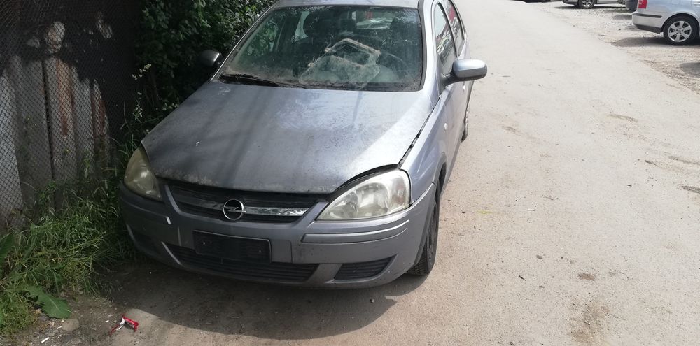 Опел корса ц на части 1.2 бензин 2003год