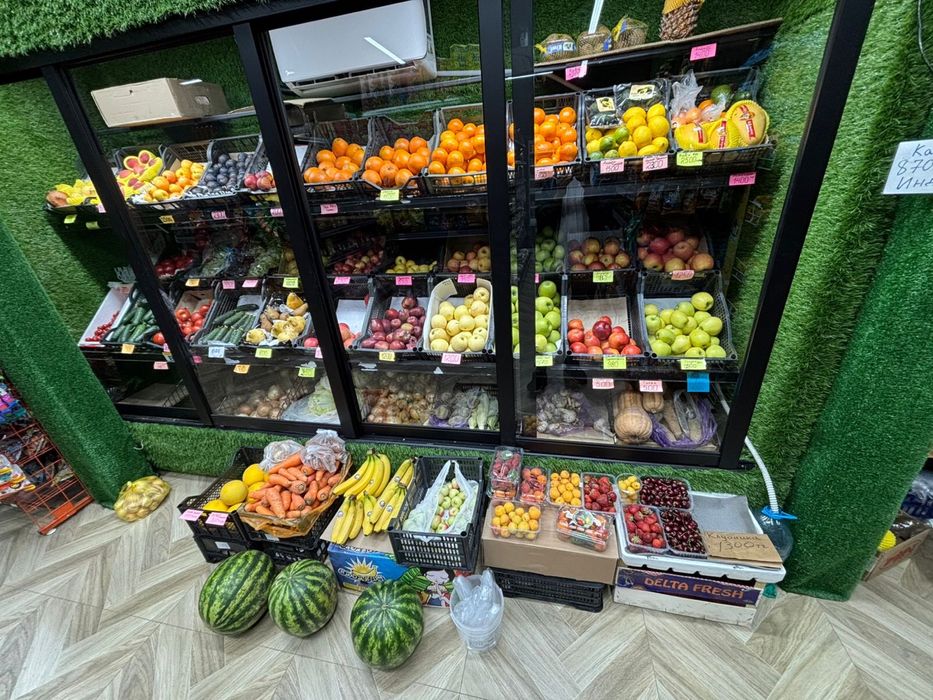 Сдам в аренду в дейсвущем мини маркете овощную лавку