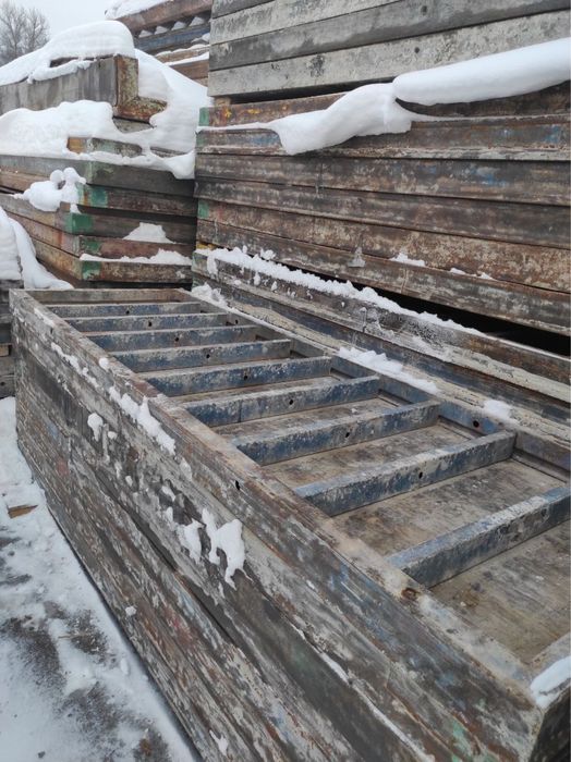 Щитовая опалубка, опалубка, струбцины