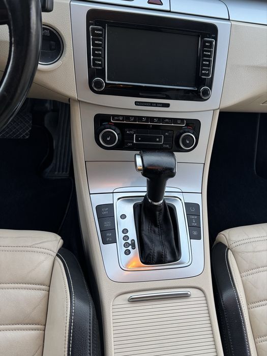 VOLKSWAGEN Passat CC 2009 — imagine 5