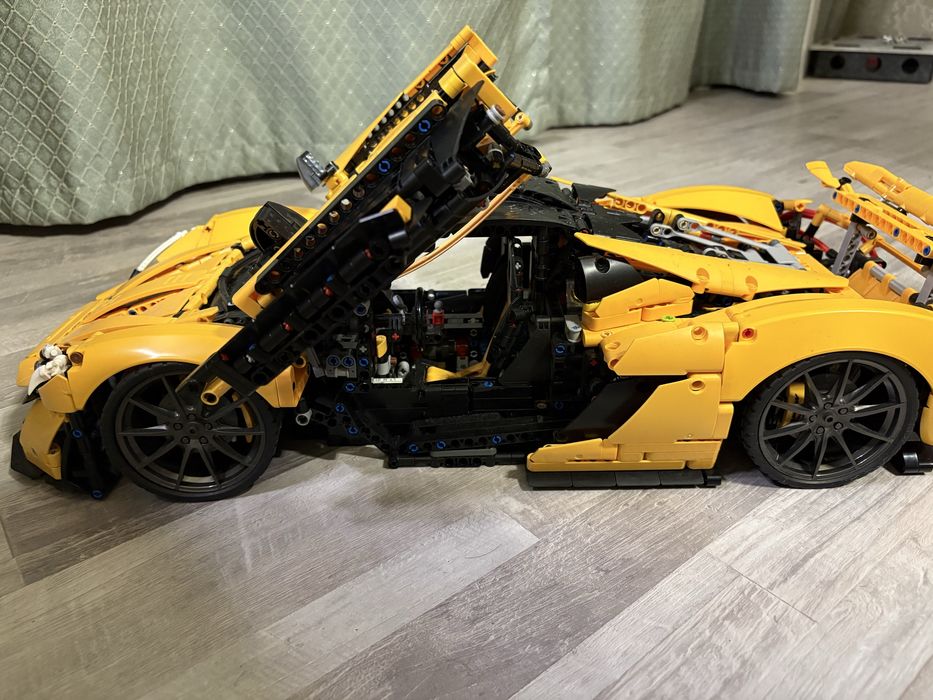Лего Mclaren P1, 3893 детали