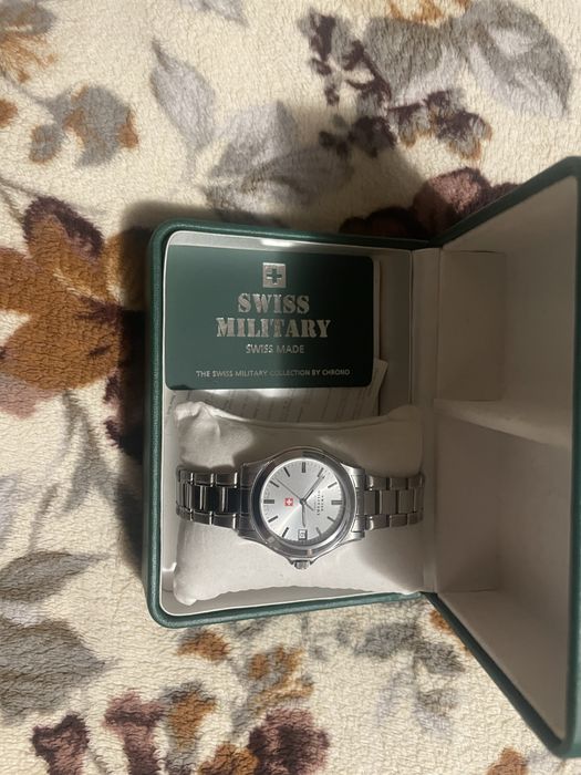 Vand ceas de militar suedez detali in privat