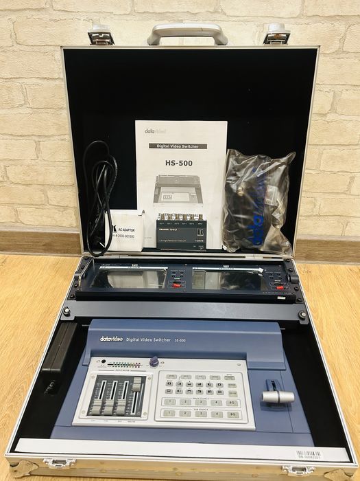 Цифровой видеокоммутатор Data Video HS 500