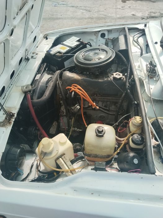 Avtomobil Vaz 2104