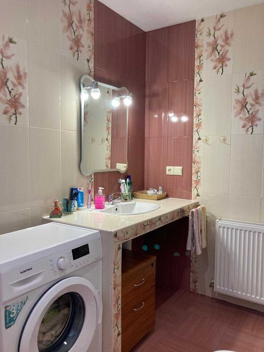 Casa moderna pe Valea Ursului la 8 km de Pitesti