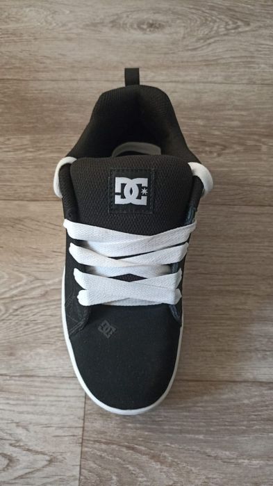 Dc shoes court graffik