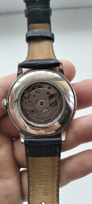 Часы оригинальные японские звоните