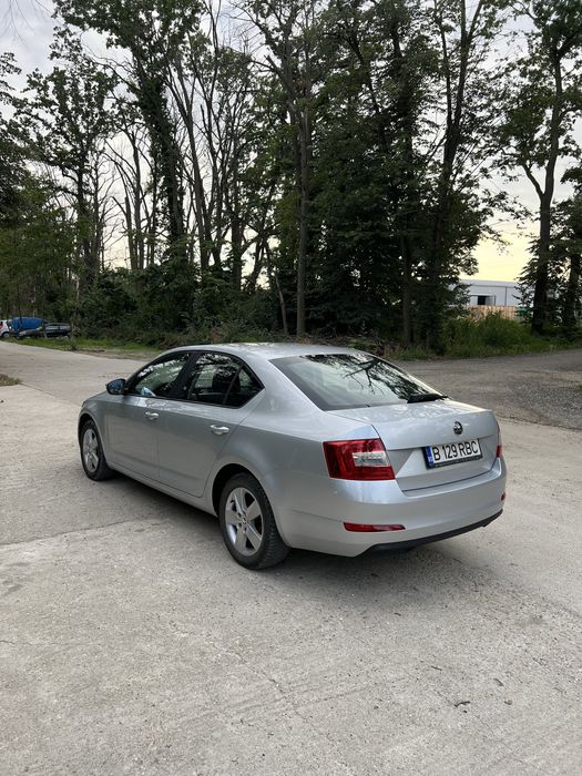 SKODA Octavia 2014 — imagine 5