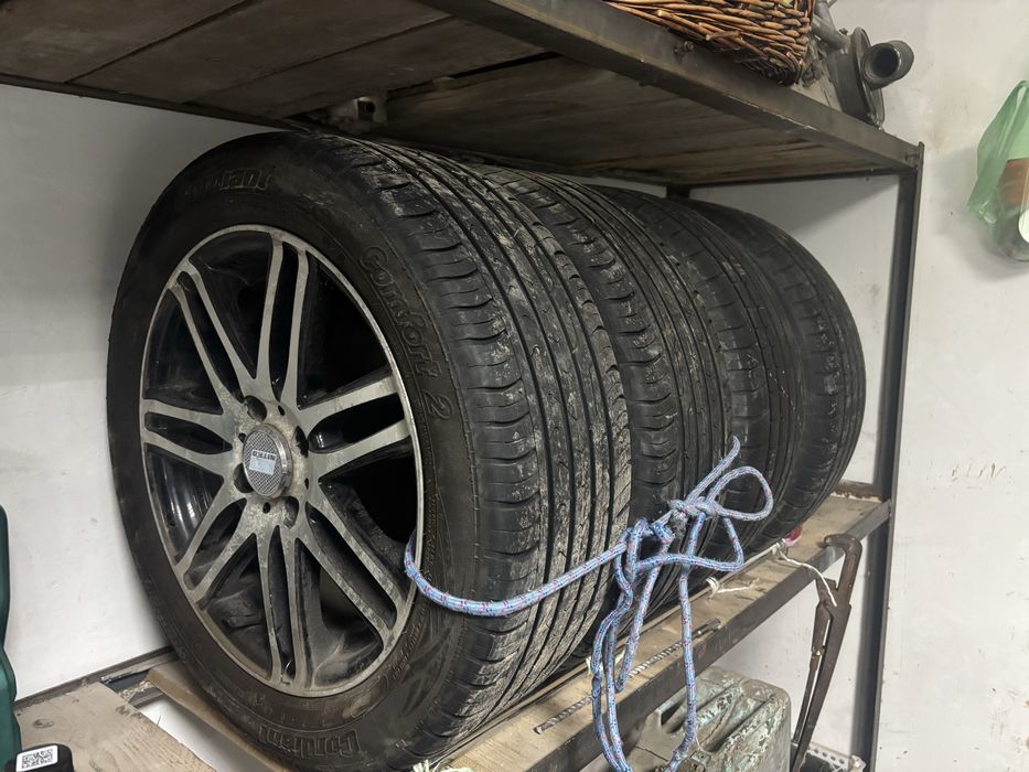 Продам комплект дисков с резиной R15