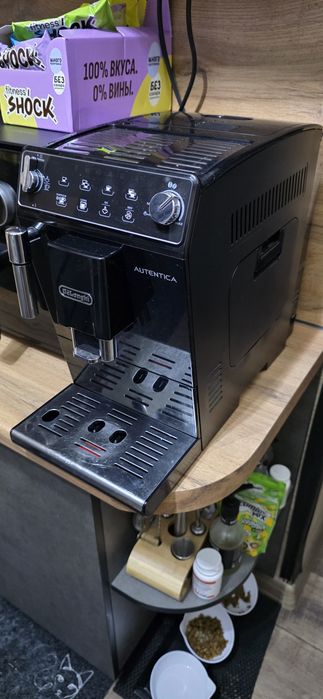 Кофемашина Delonghi Autentica