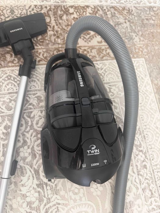 Пылесос Samsung 2200w