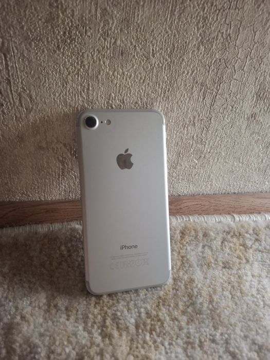 iPhone 7 на 32 гб