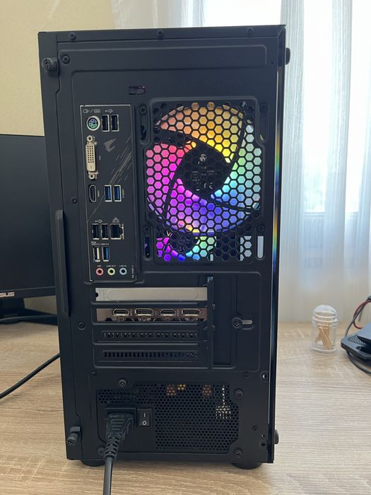 PC Gaming AMD Ryzen 5 5600 RTX 3060 16 GB RAM 500 GB SSD 1 TB HDD