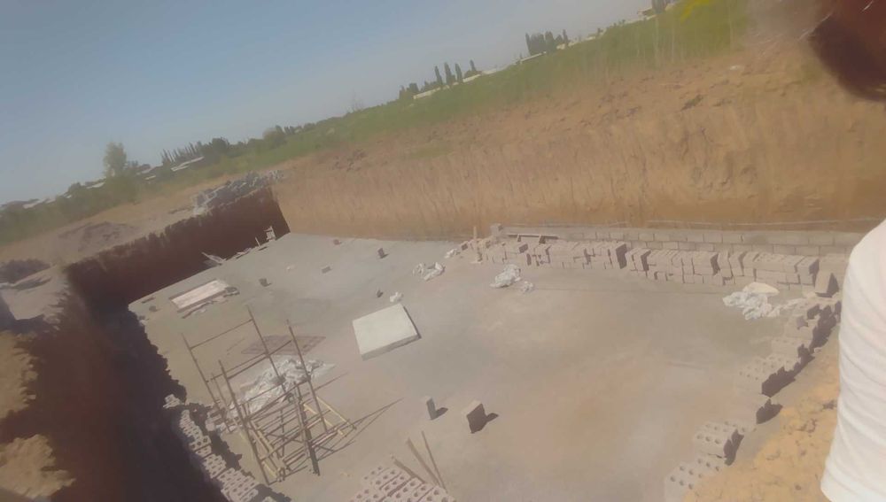 Резервуары  пленочные  для полива полей до 10000 кубометров воды