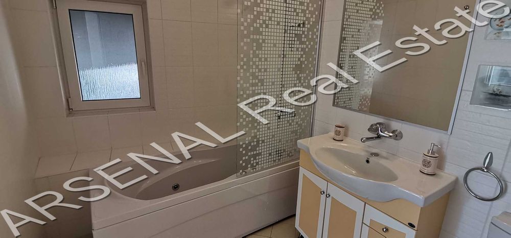 Дава се под наем Многостаен апартамент в София, Витоша - 220 кв.м за 980 € - Снимка #7