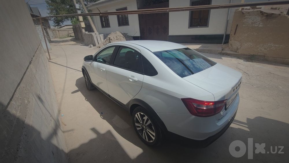 Lada vesta cross soriladi