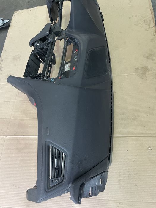 Арматурно табло БМВ 6 серия, Ф06/ Ф12/ Ф13)