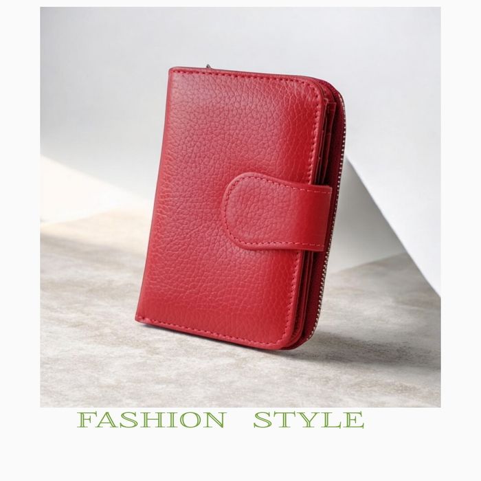 Дамски портфейл от естествена кожа