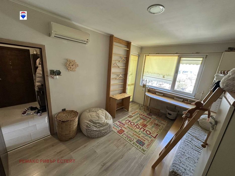 Продава се Двустаен апартамент в Русе, Широк център - 60 кв.м за 2015 €/кв.м - Снимка #8