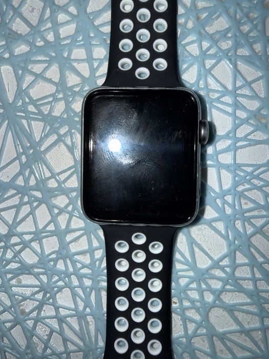 Продам Apple watch 2 series