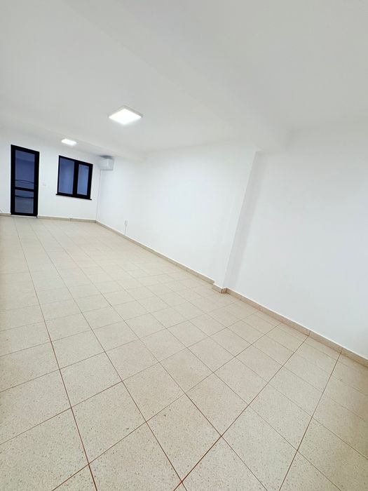 ОФИС Топ център Варна