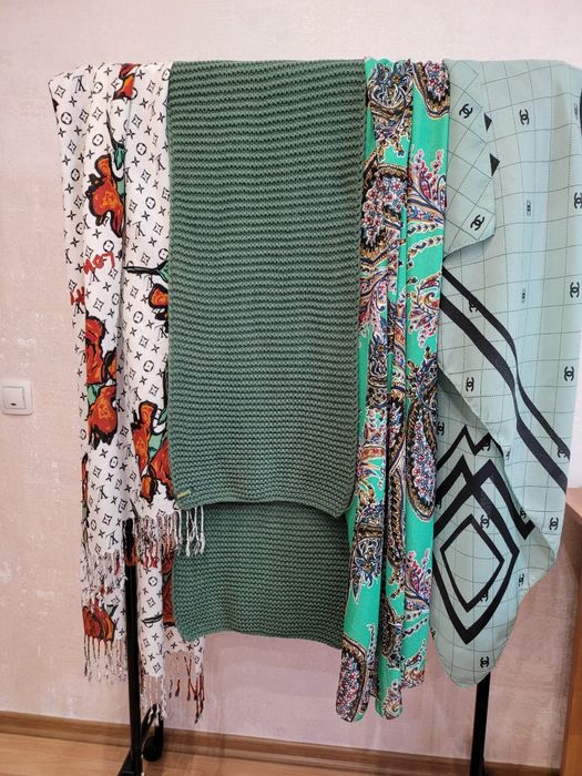 Шарфы, платки, косынки