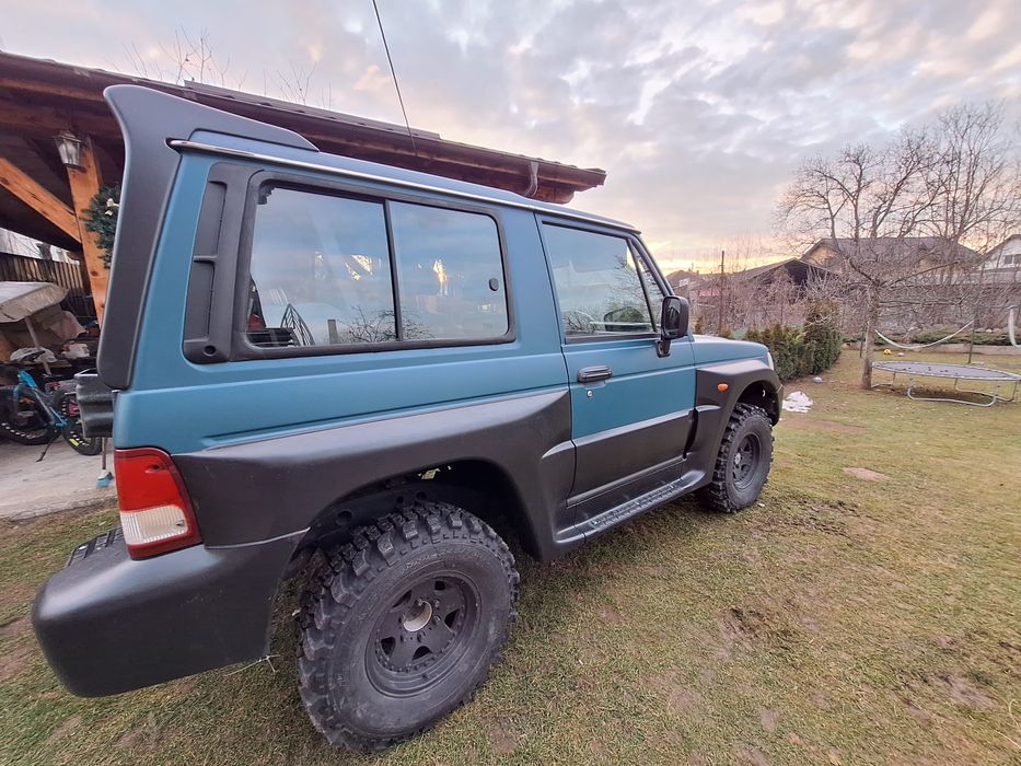 Vând Hyundai Galloper 2,5 TCI INOVATION