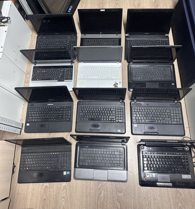 Продам ноутбуки 12 штук
