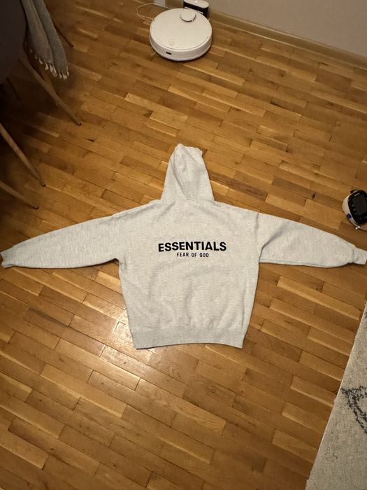 Essentias hodie