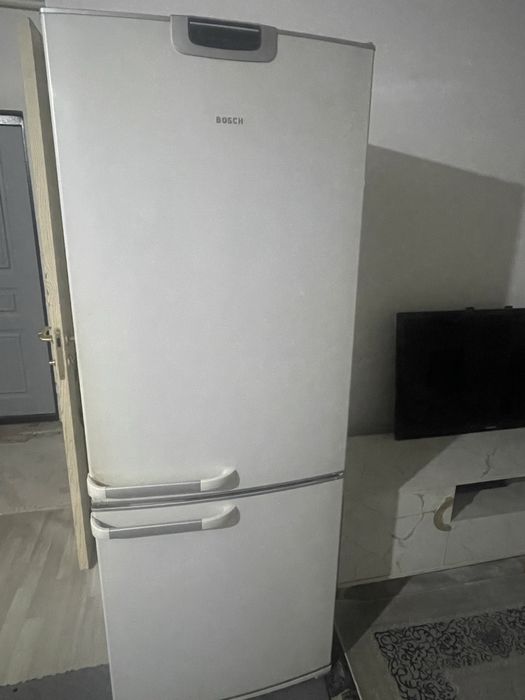 Продам холодильник Bosch
