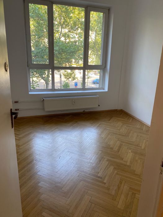 Vand apartament ultracentral bloc EVA