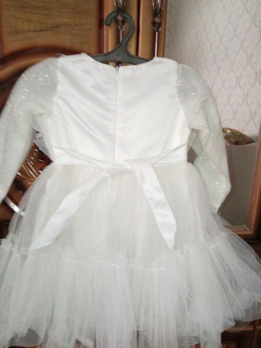 Гуйнак. нарядное платье