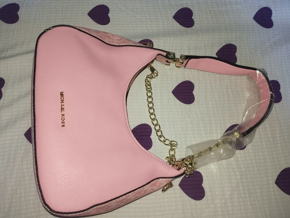 Сумочка от Michael kors