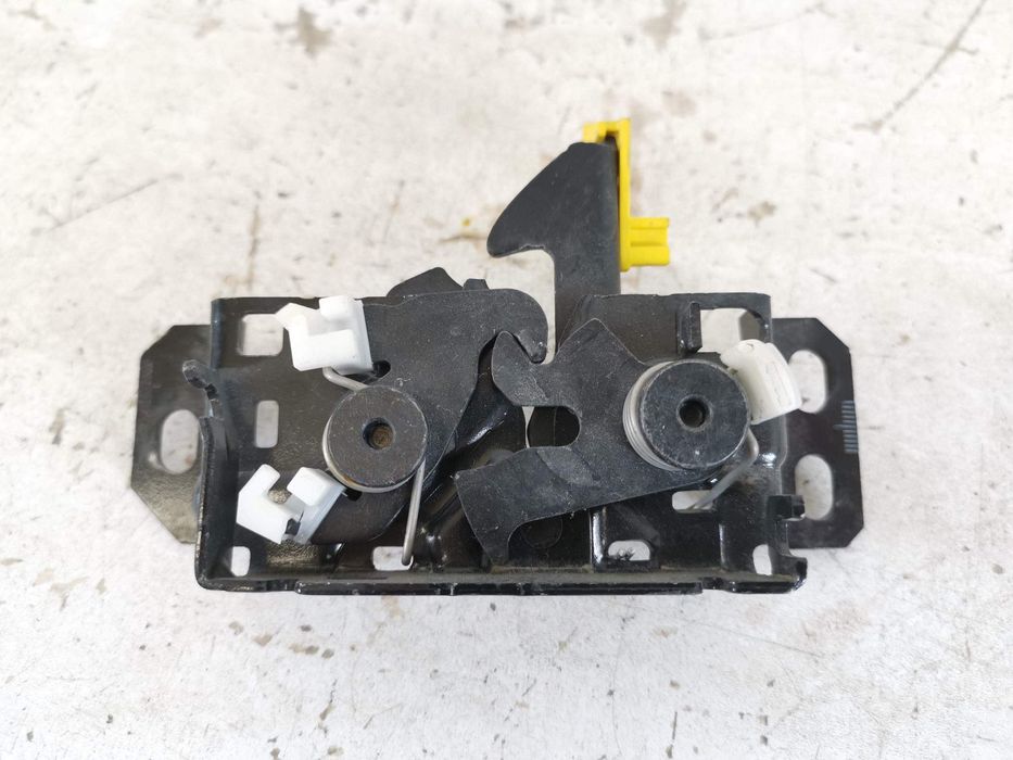 Капак за двигател Мерцедес-Бенц А-Клас / Mercedes-Benz A-Class W177/V1