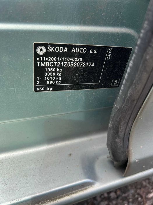 Dezmembrez scoda Octavia 1.6tdi cod CAYC cutie 5 trepte