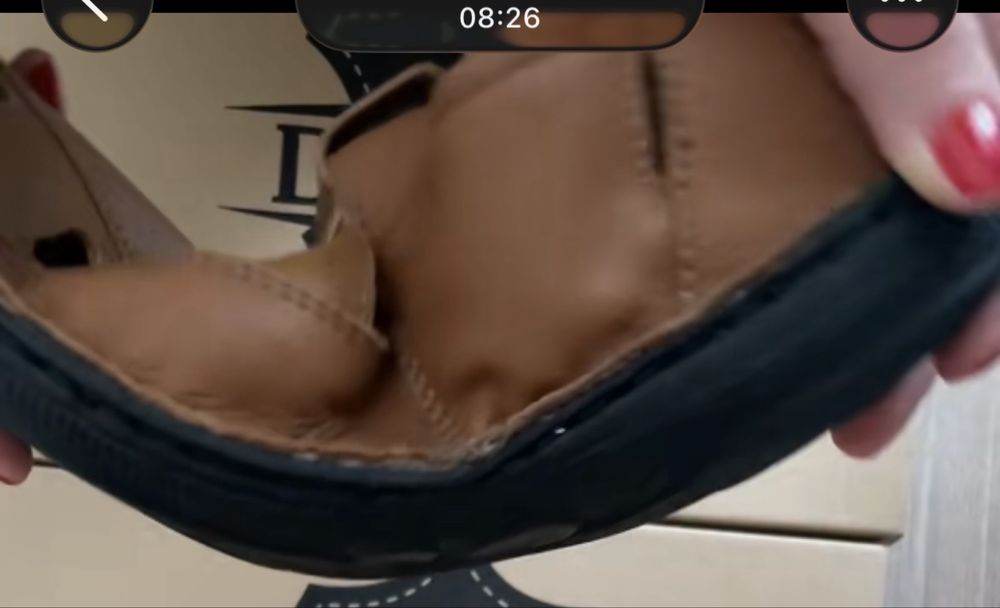 Pantofi barbati piele naturala  noi !