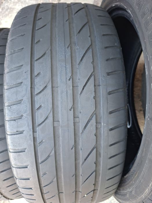 Продам шины 245/45/18 сайлун