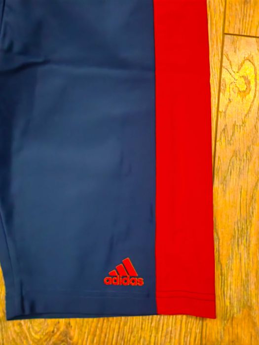 Adidas нов дамски спортен къс клин XS размер