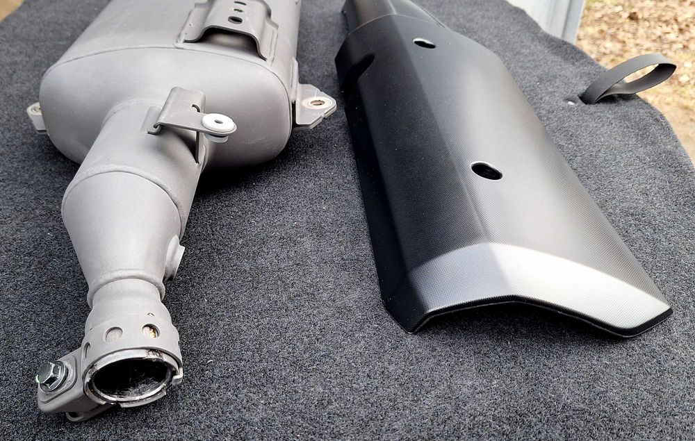 Vand toba esapamant X-Max 300 2024 + ornament plastic