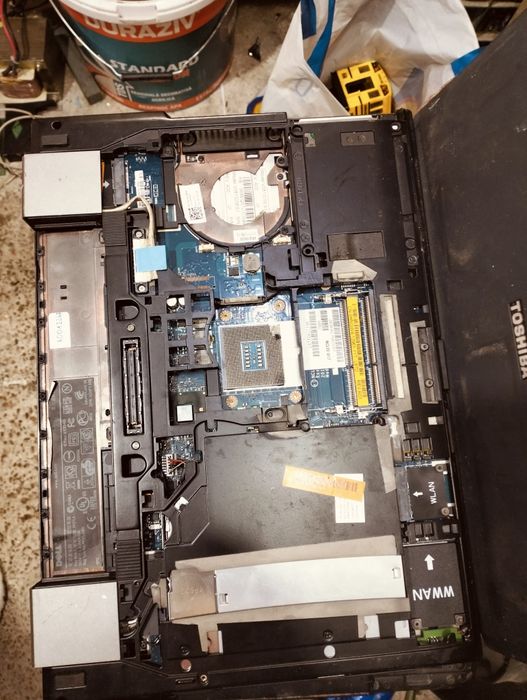 Vind Leptopuri Vechi