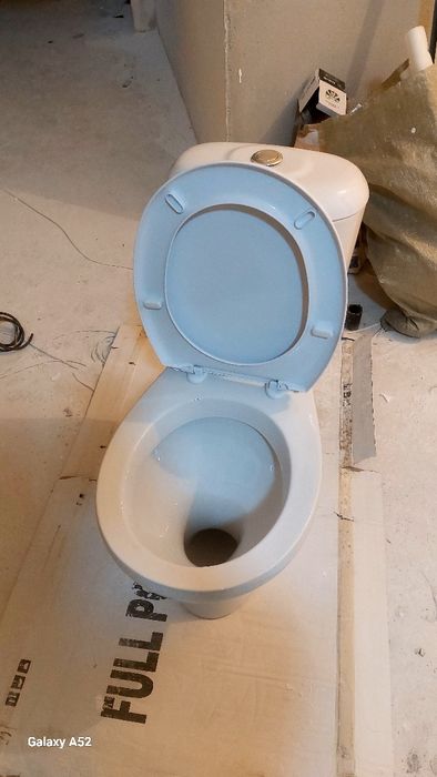 Унитаз сатылады негізі жаңа